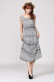 【批發(fā)價(jià)廠家直銷2013夏季韓版女裝長(zhǎng)裙連衣裙子純色潮廠家直批連身裙】- 中國(guó)服裝網(wǎng)